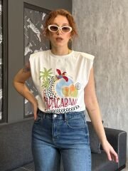 VATKALI DESENLİ KOLSUZ TSHİRT