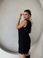 SAÇAKLI SİYAH MİNİ ELBİSE