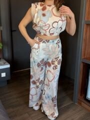 RENKLİ DESENLİ CROP PANTOLON TAKIM
