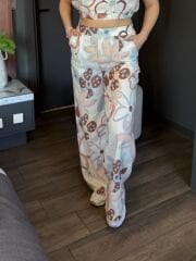 RENKLİ DESENLİ CROP PANTOLON TAKIM