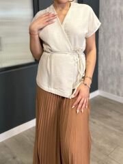 BEL DETAYLI PİLELİ UZUN ELBİSE