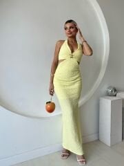SIRT VE YAN DEKOLTELİ YILDIZLI SİYAH ELBİSE